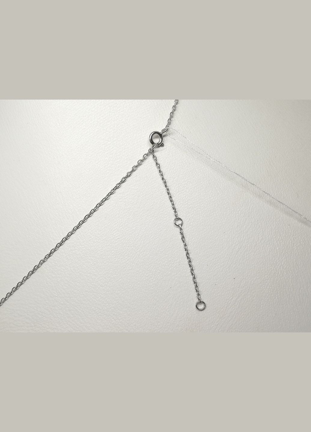 Серебряное колье с фианитами. KN8173 Podium (296594942)