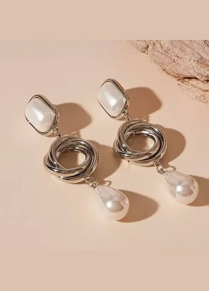 Сережки довгі підвіски з намистинами ( імітація перлів) No Brand (341140512)