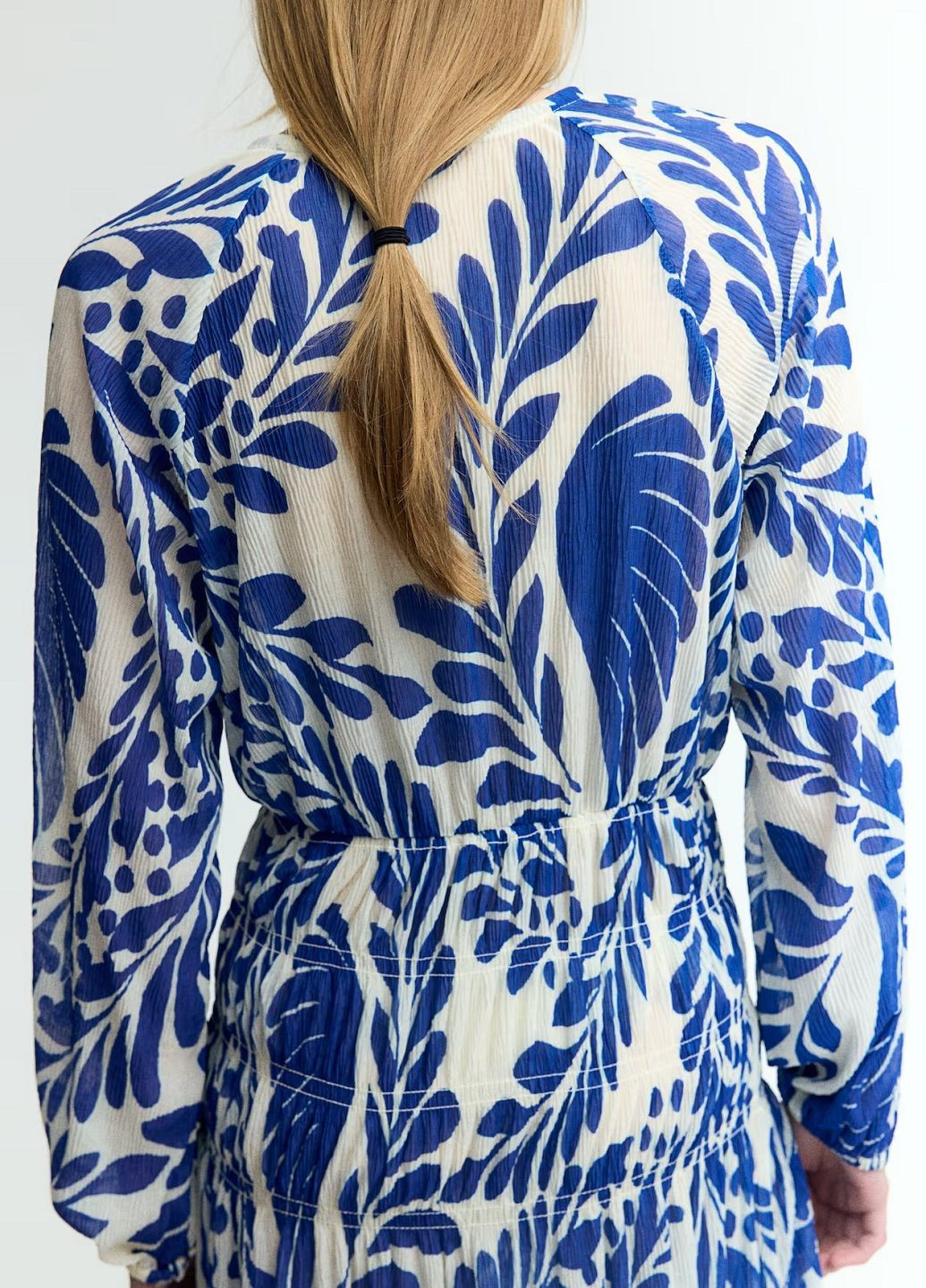 Білий кежуал сукня H&M з малюнком