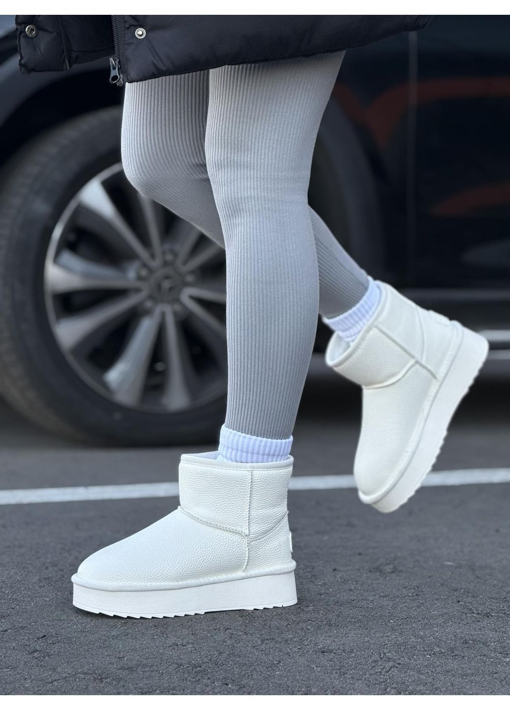 Женские угги тёплые натуральная кожа на меху зимние высокая подошва молочные No Brand (367954630)