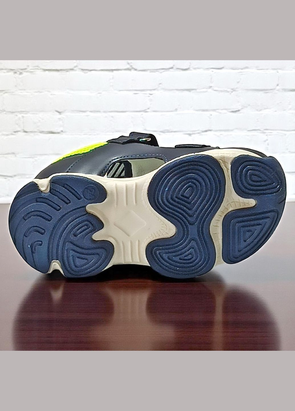 Ортопедичні закриті босоніжки для хлопчика сандалії на липучках Weestep (333832212)