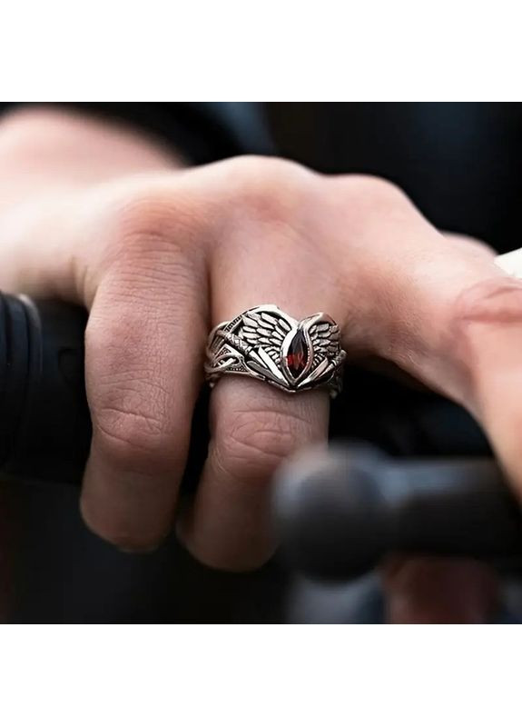 Кольцо серебристое стиль Возрождения ангельские крылья красный циркон 20 AurumLux017 Liresmina Jewelry (360884102)