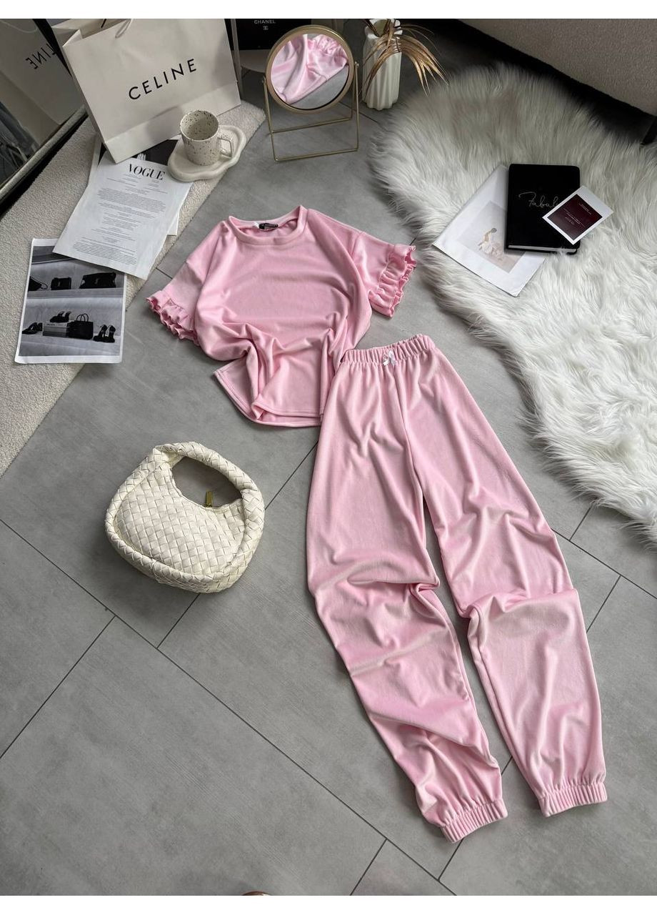 Розовая всесезон женская велюровая пижама с рюшами: футболка и джоггеры футболка + брюки MonCher