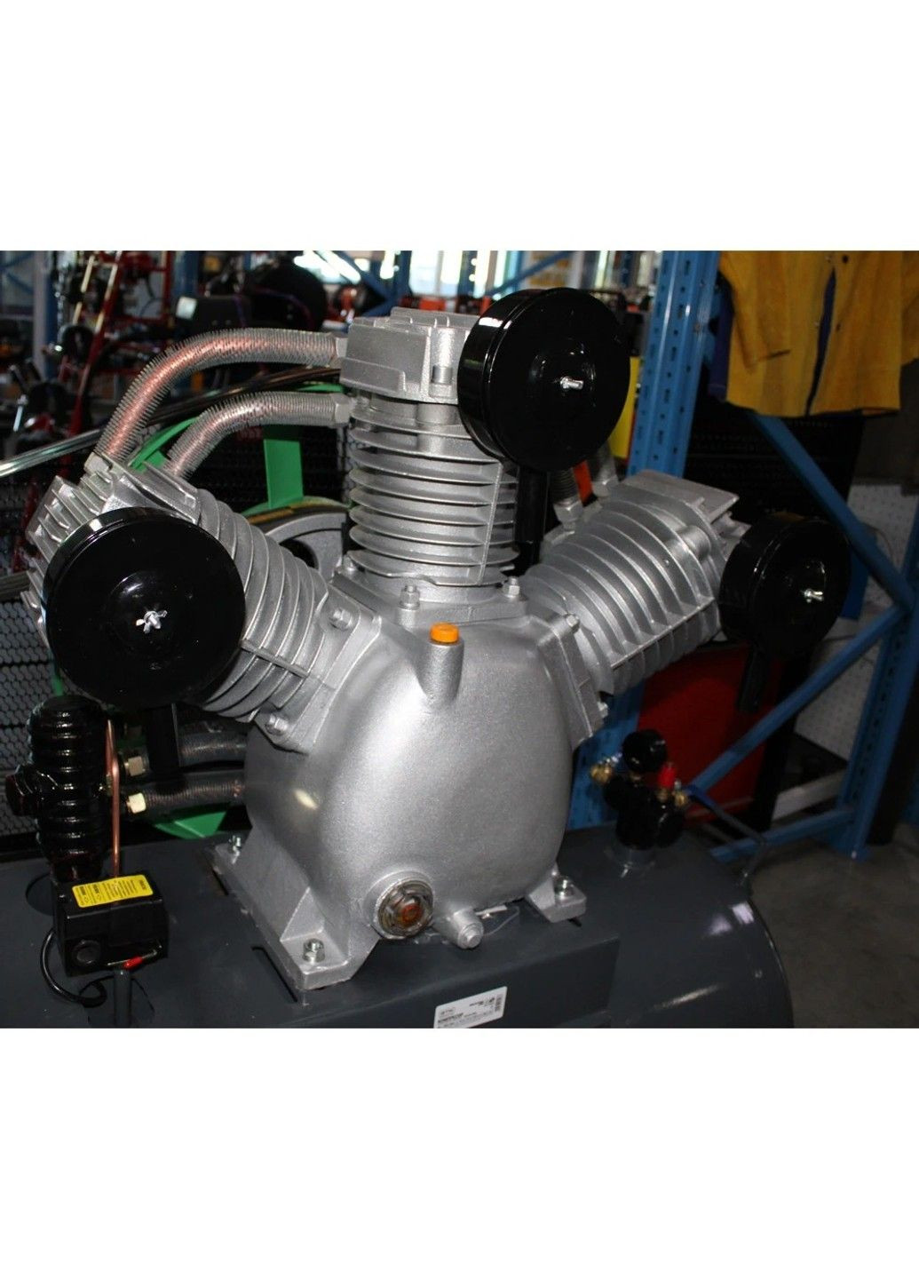 Компресор високого тиску ремінний KCJ3120-300L (300 л, 2000 л/хв, 15 кВт, 380-400 В) GTM (290851990)