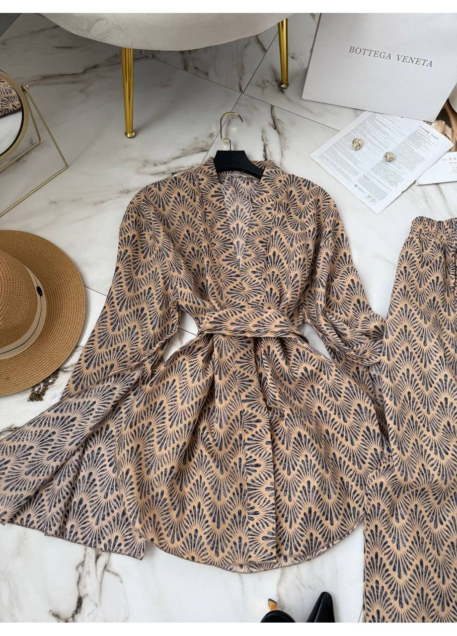 Жіночий костюм із принтом: сорочка з поясом + штани Україна (353492900)