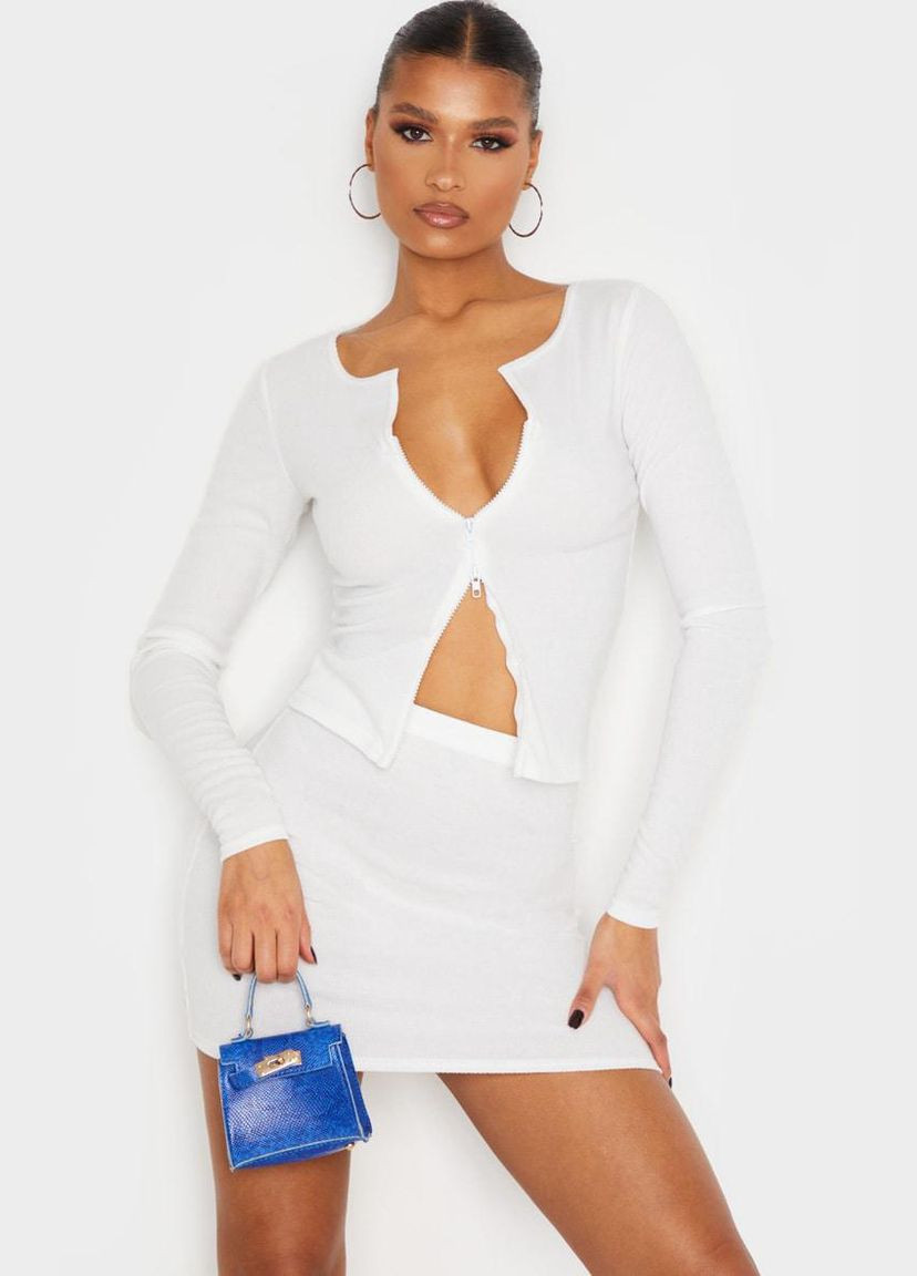 Белая блуза PrettyLittleThing