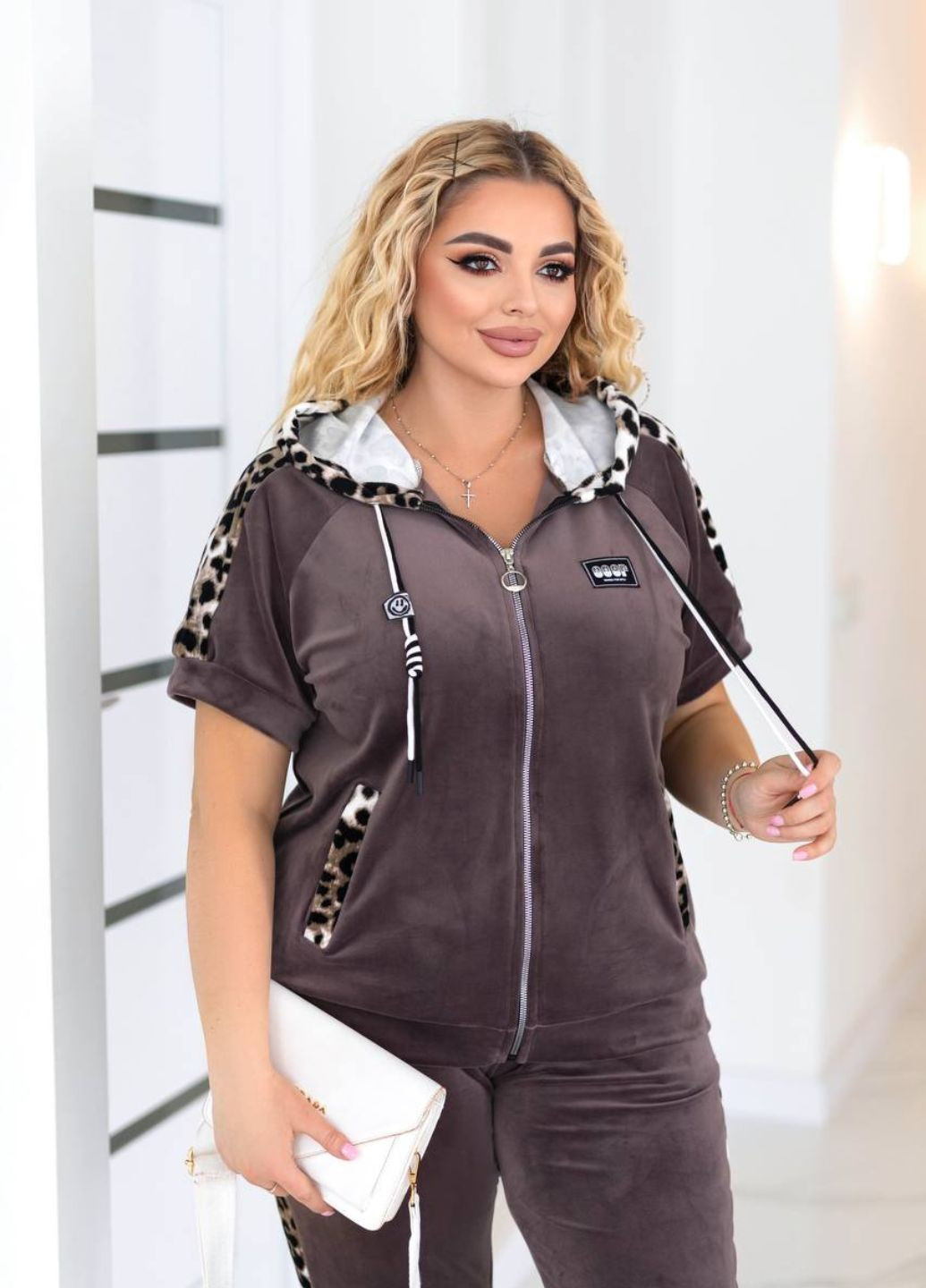 Спортивный костюм-двойка с анималистическими вставками Україна (328265957)