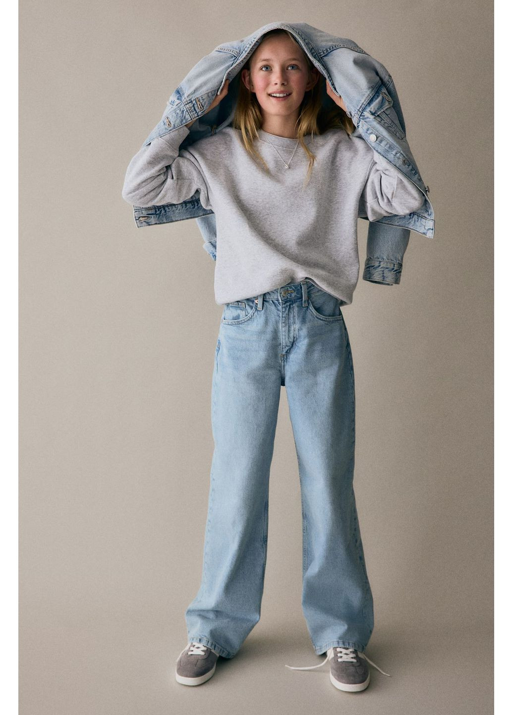 Голубые демисезонные прямые джинсы H&M