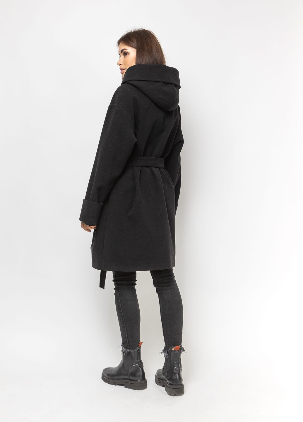 Черное демисезонное Черное демисезонное пальто с капюшоном однобортное O`zona milano