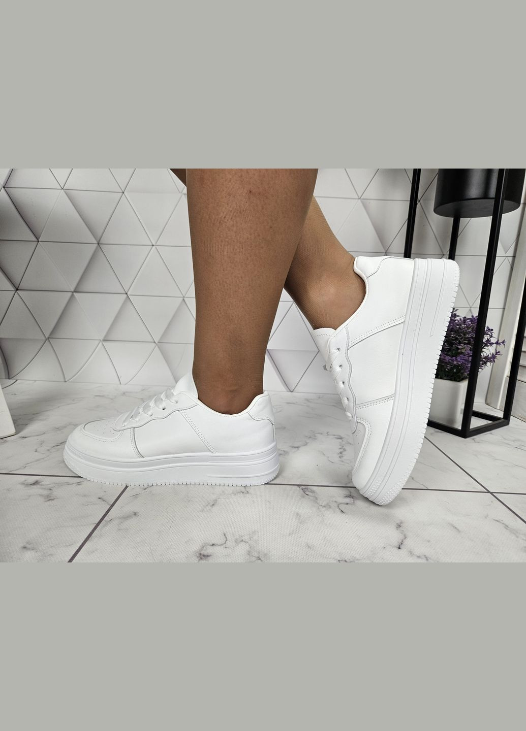 Кроссовки белые из натуральной кожи на высокой массивной подошве платформе No Brand белые (322650811)