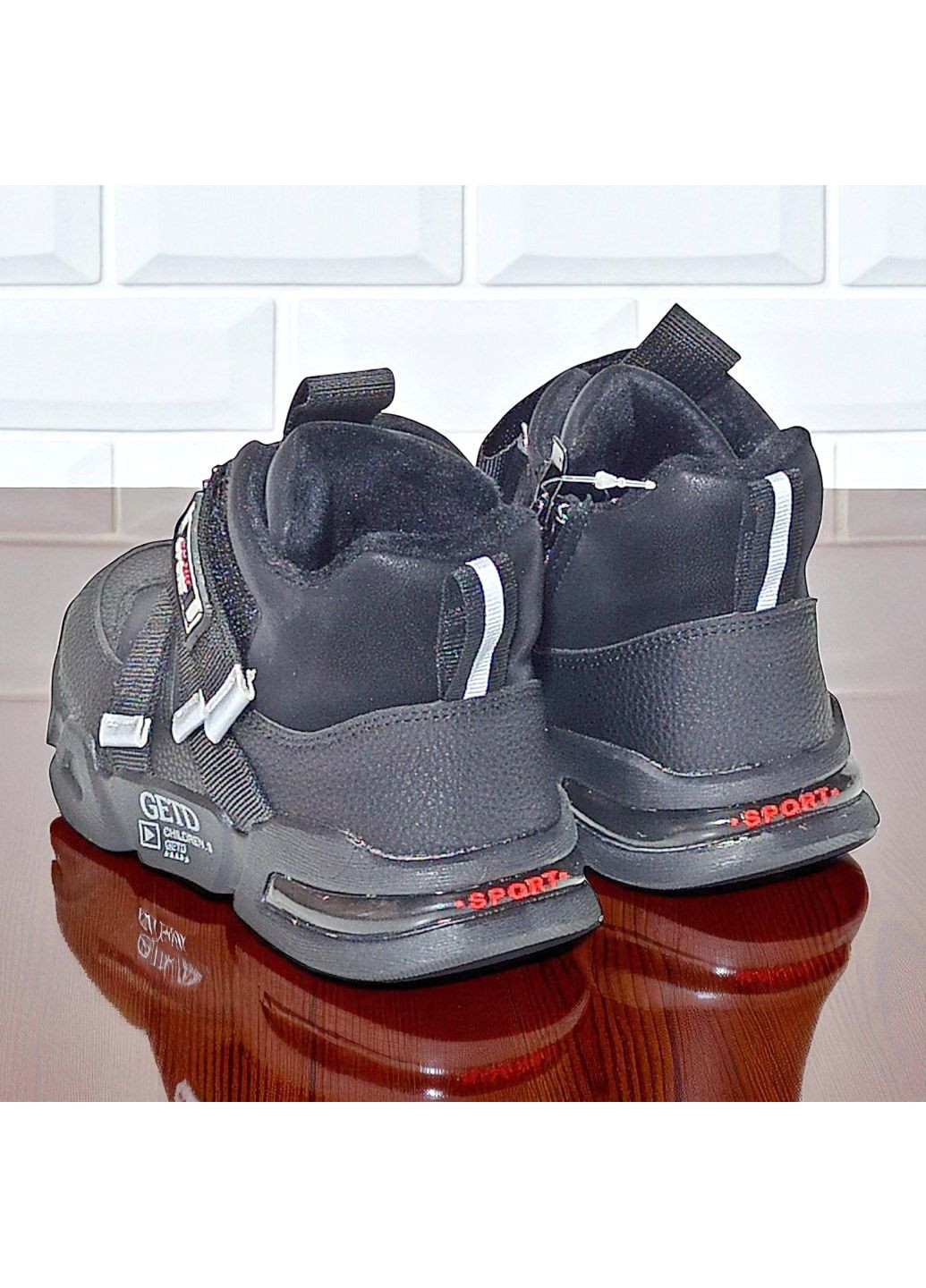 Утеплені демісезонні черевики на флісі ортопедичні хайтопи на липучках для хлопчика Клібі Clibee (360979238)