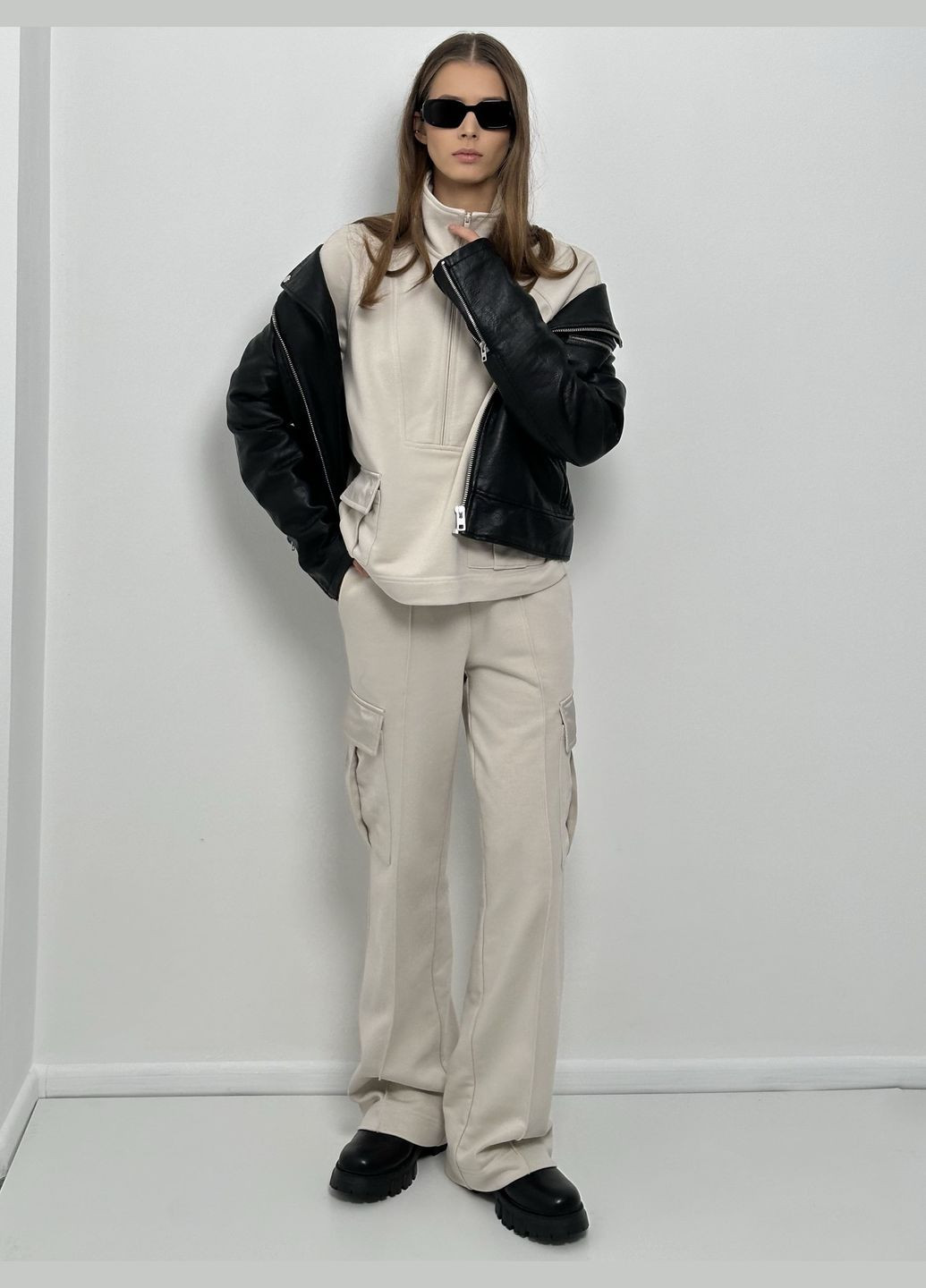 Бежево - серый кежуал костюм No Brand (321965862)