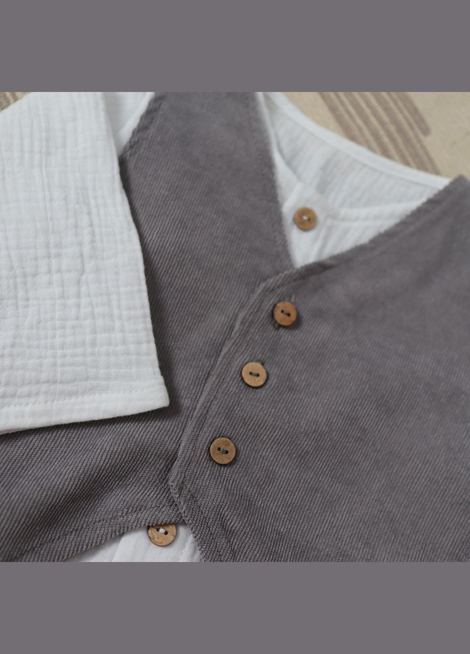 Белый летний детский муслиновий праздничный белий комплект(рубашка+серая жилетка) No Brand