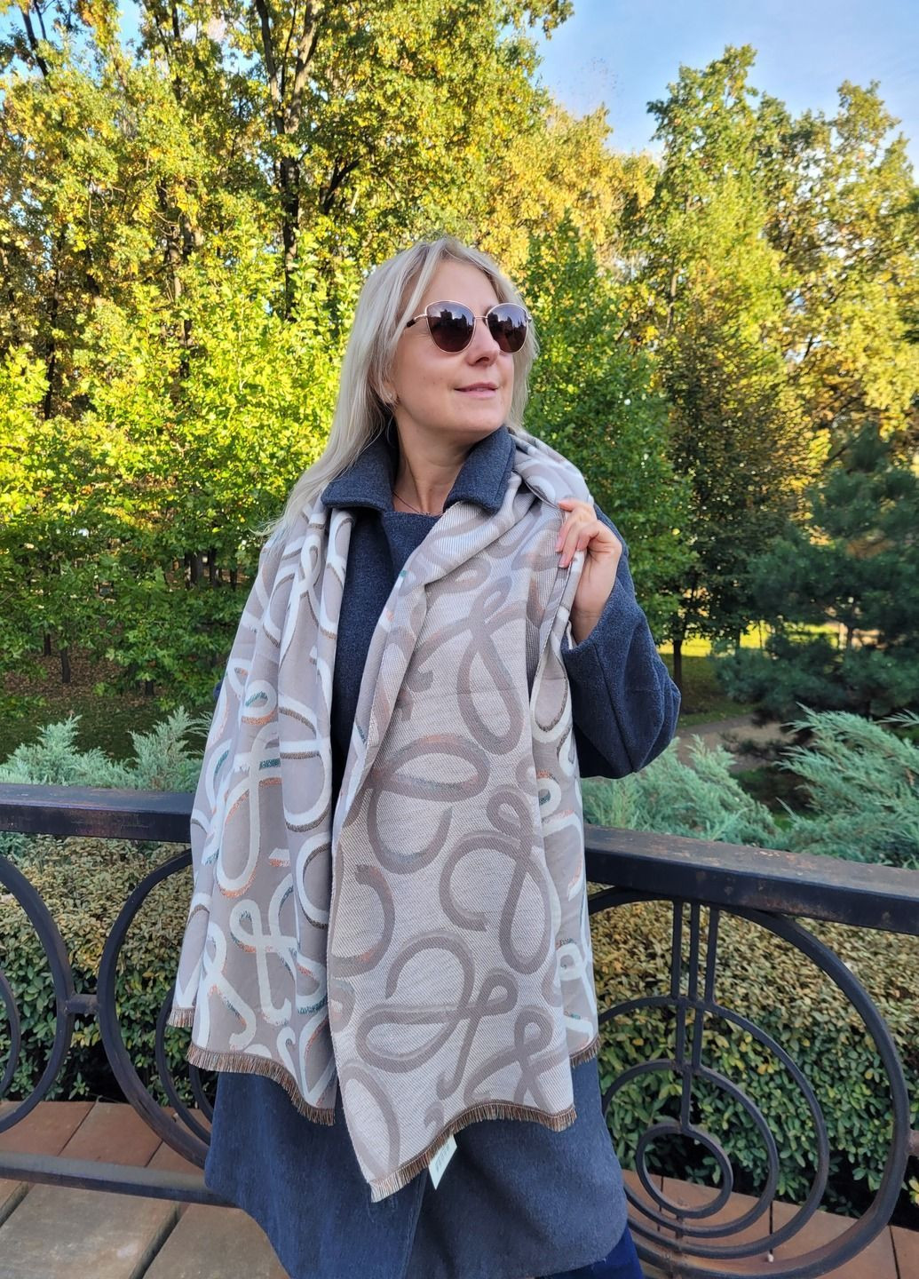 Женский двусторонний кашемировый шарф с орнаментом Линии стиля No Brand (365658172)