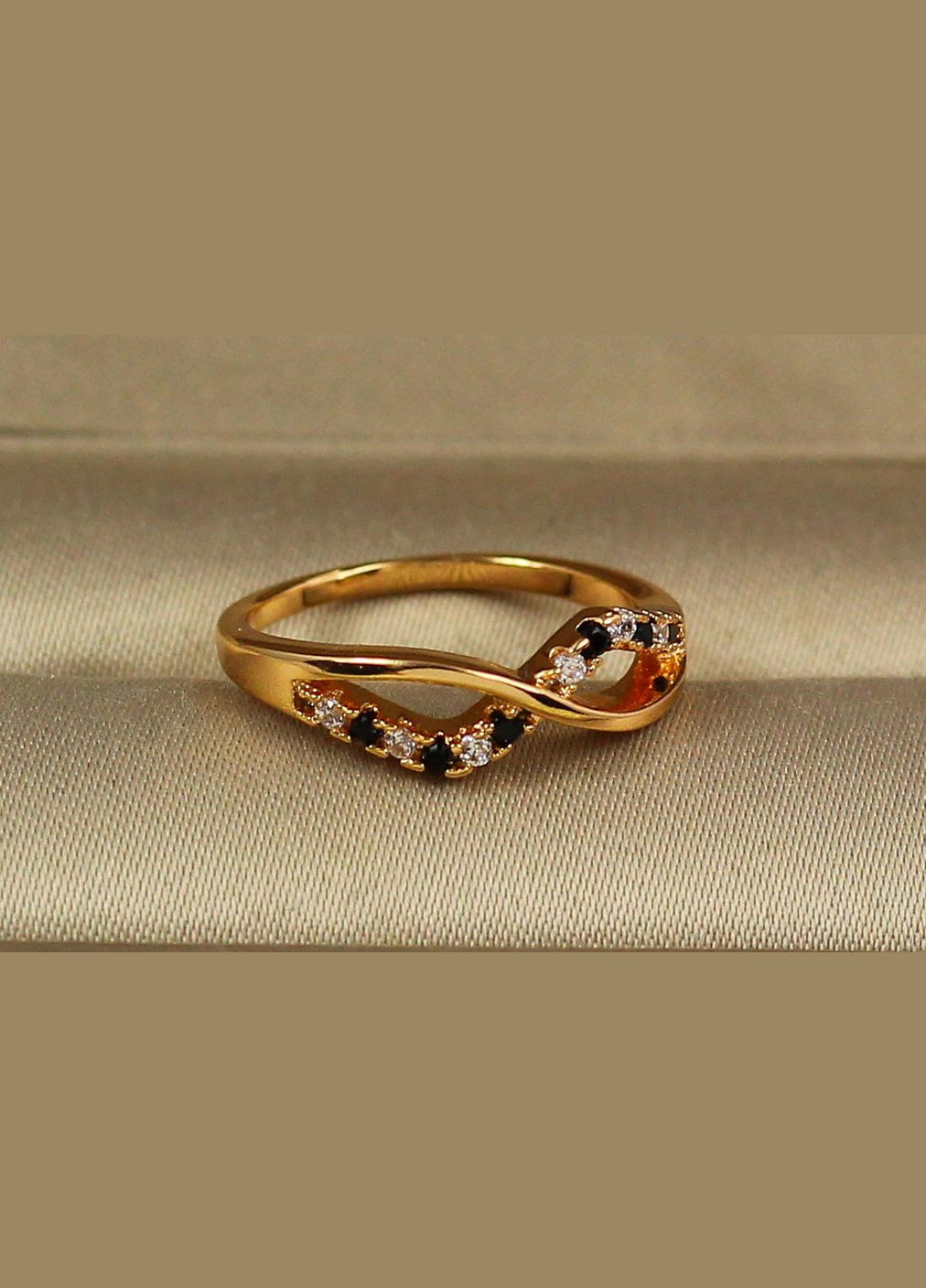 Кольцо бантик с черными камнями детское или фаланговое. Xuping Jewelry (317204500)