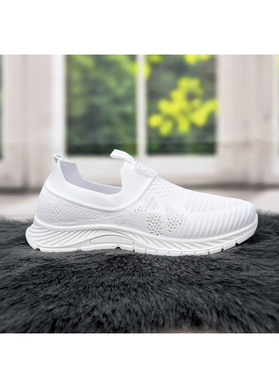 Білі літні кросівки жіночі текстильні Gipanis