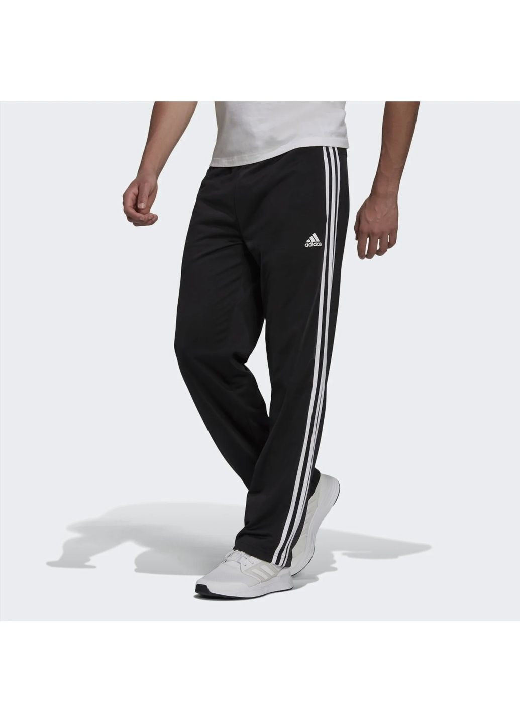 Черные демисезонные брюки adidas