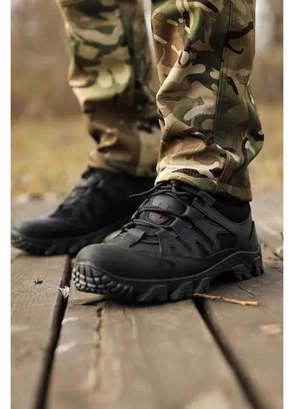 Цветные летние тактические летние кроссовки crazy кожа вставки cordura черные No Brand