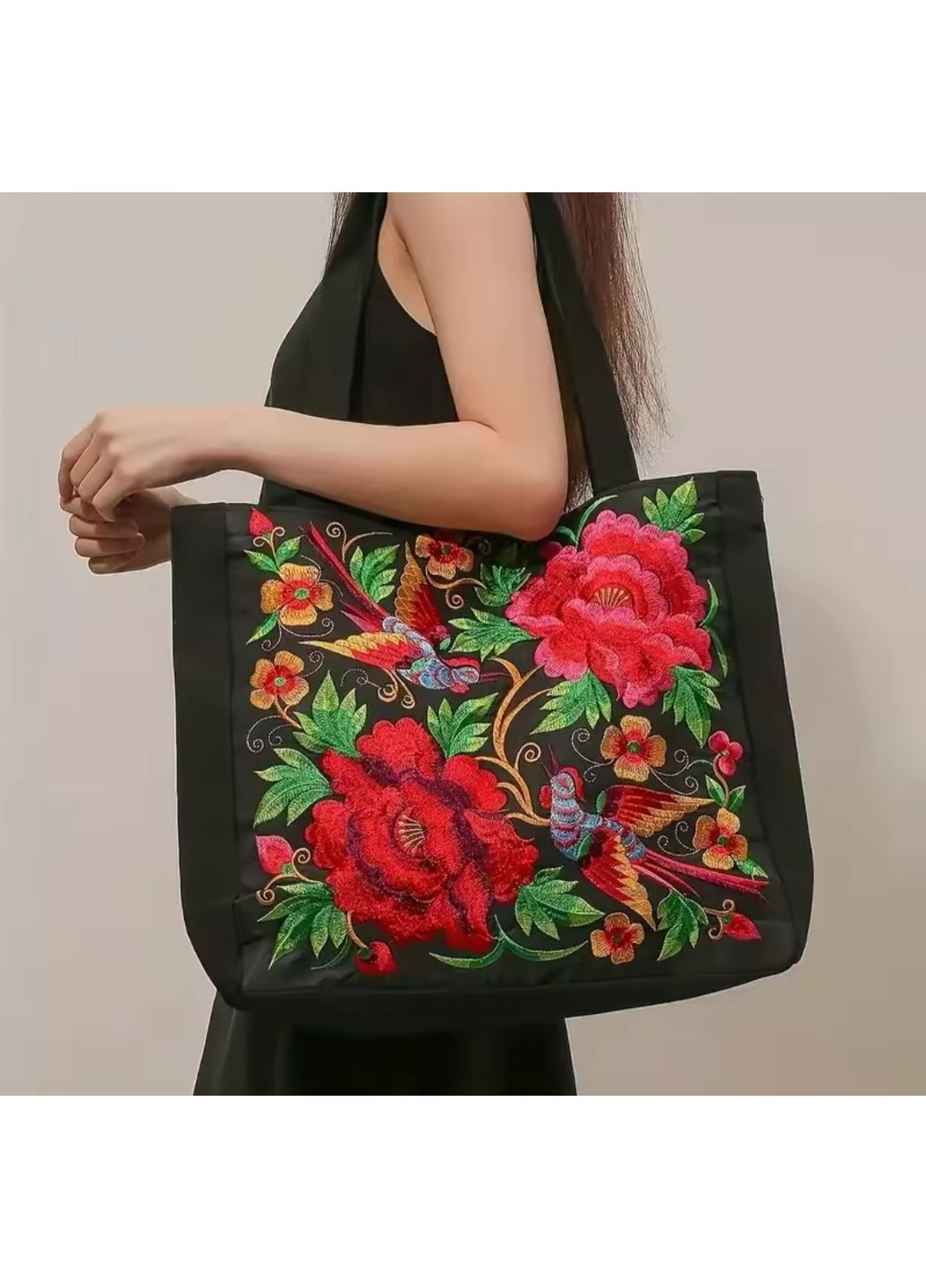 Жіноча стильна та яскрава сумочка з вишивкою на плече в націоньному стилі No Brand (365963635)