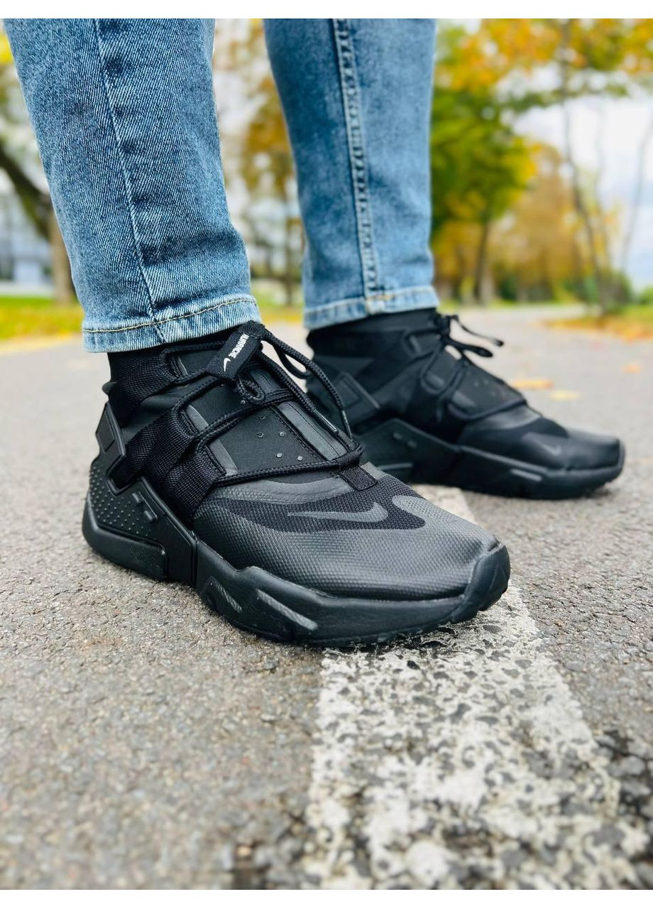 КРОССОВКИ ЖЕНСКИЕ NIKE HUARACHI GRIPP ZIP TREPLE BLACK НАЙК ХУАРАЧИ No Brand чёрные демисезоны (368647139)