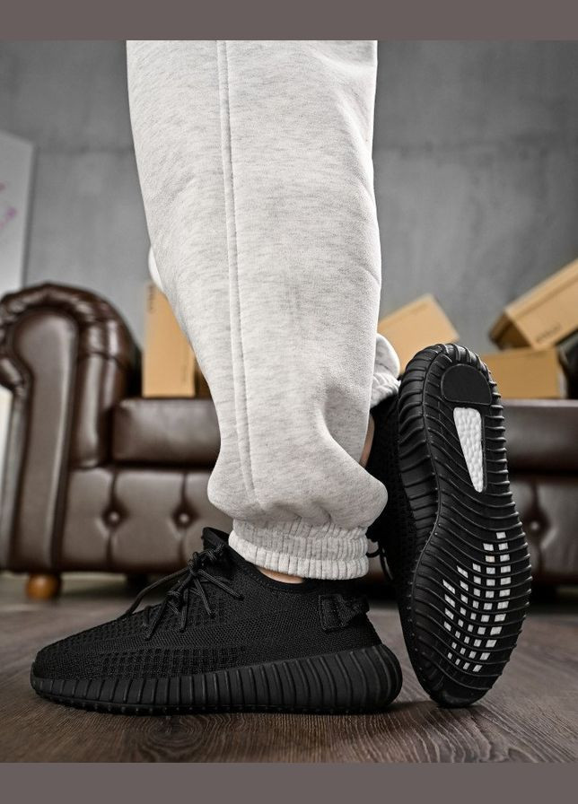 Жіночі кросівки izi total black No Brand чорні демісезони (322988909)