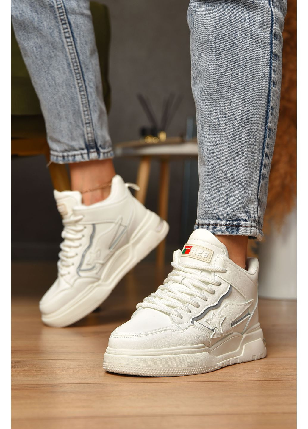 Кросівки жіночі зимові білого кольору на шнурівці Let's Shop білі зими (358496726)