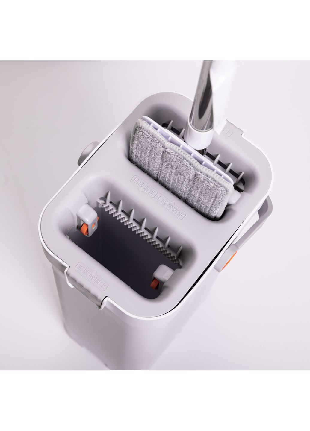 Комплект для прибирання швабра та відро, білий Household Cleaning Products HP-35015-19 No Brand (361893103)