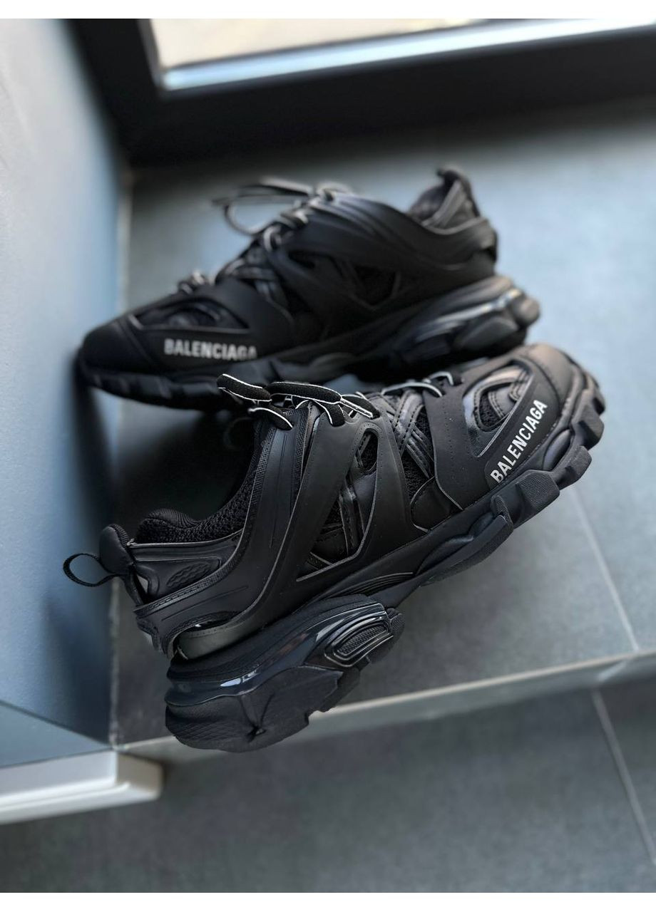 Кроссовки Balenciaga Track Black 542023 W Баленсиага Трипл Блек No Brand белые демисезоны (366337551)