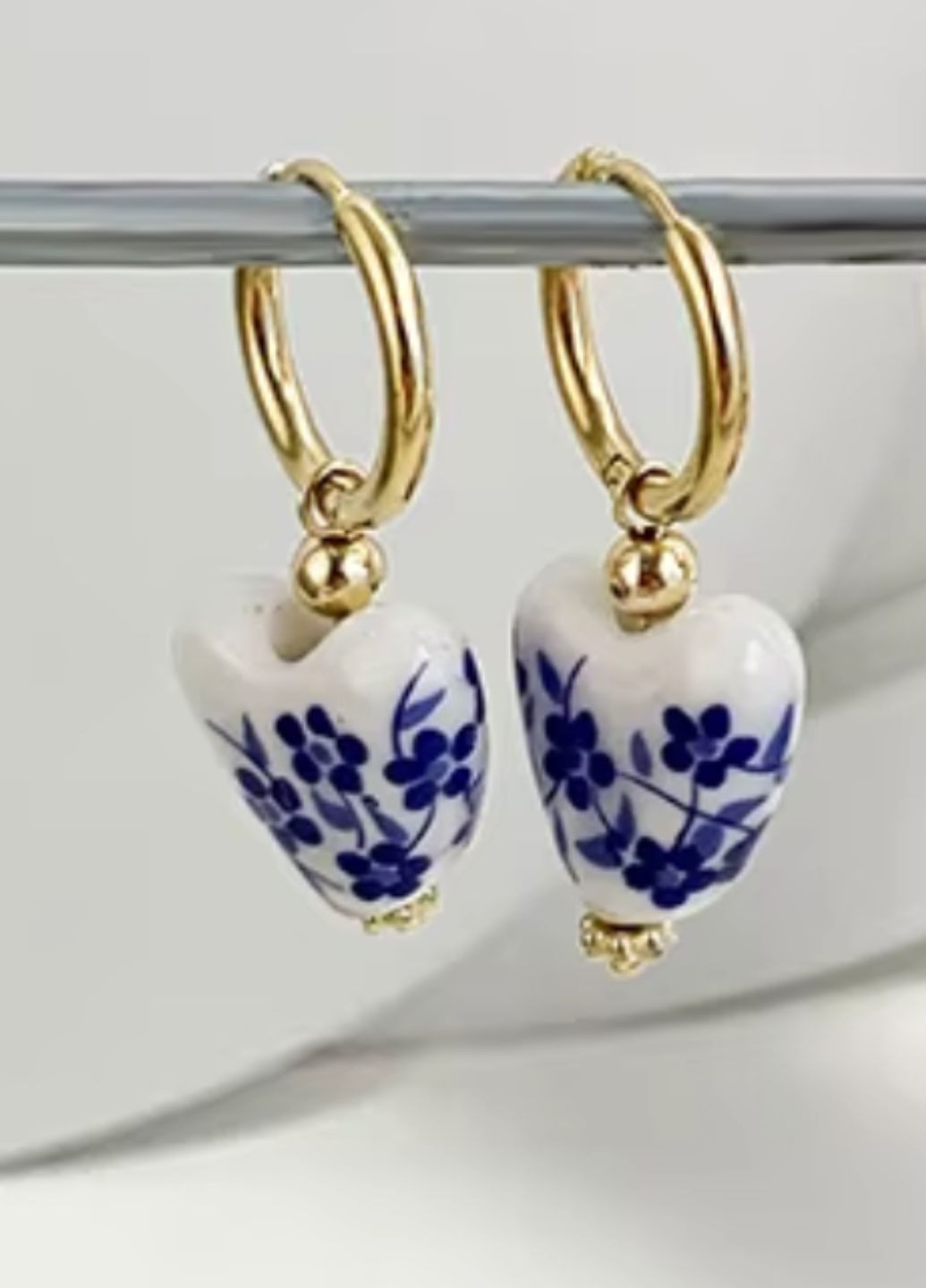 Серьги женские с голубым цветочным узором No Brand (323017291)