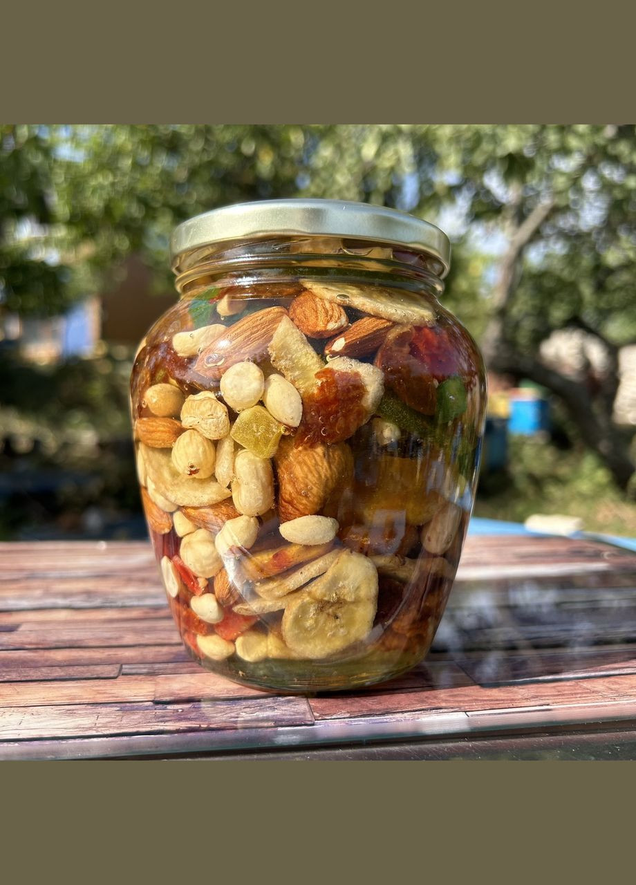 Ассорти орехи и сухофрукты у меда акации 0,72 л (900 грамм) МЕД ПОШТОЮ (322148692)