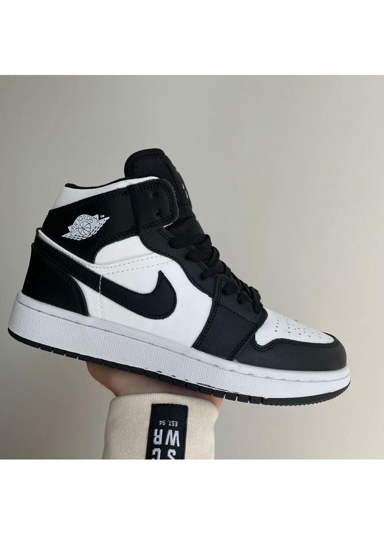 Черные демисезонные кроссовки мужские nike air jordan 1 retro high white black logo найк аир джордан No Brand