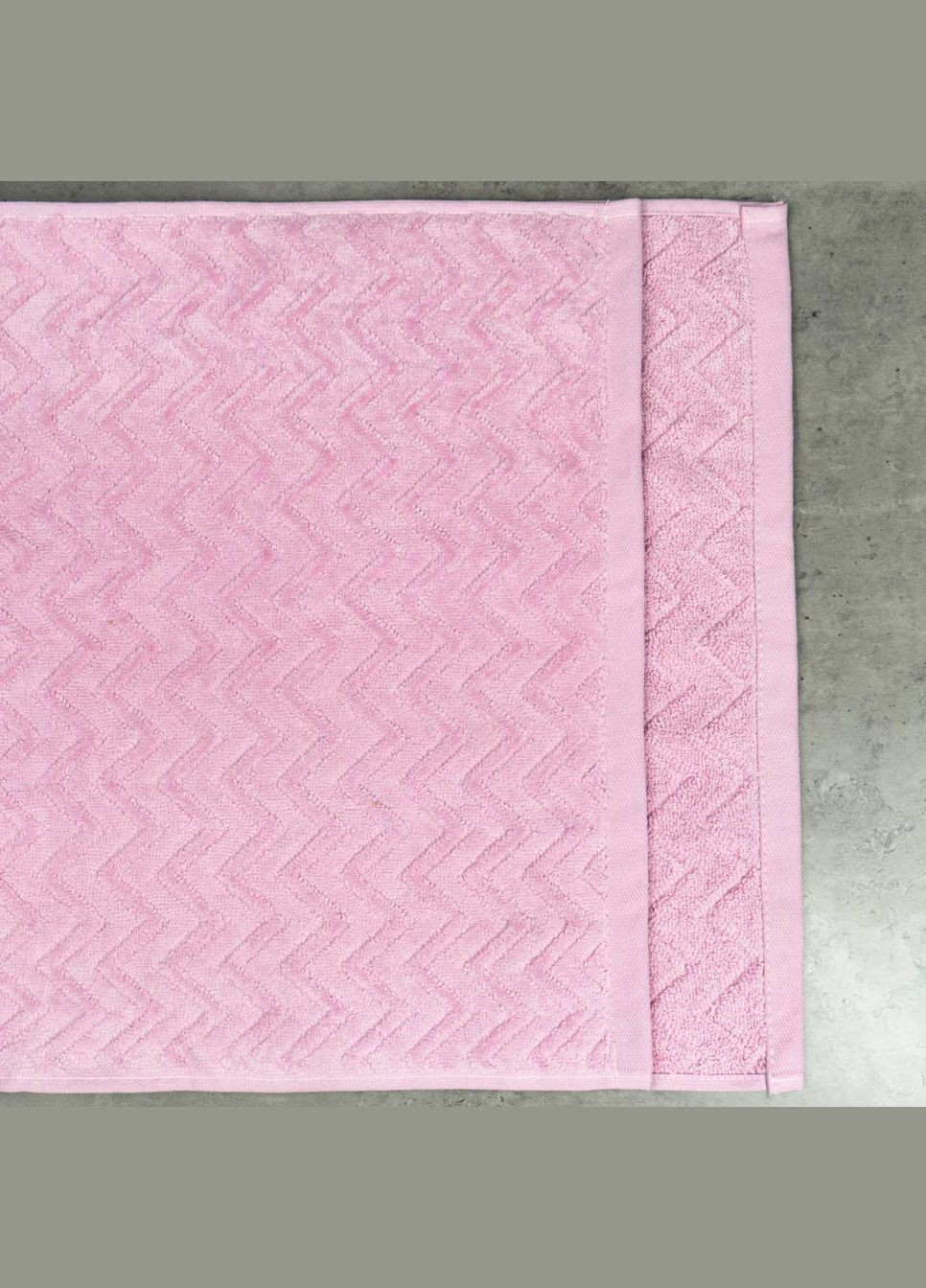 GM Textile набор махровых полотенец жаккардовых с велюром 2шт 50x90см, 70x140см 550г/м2 () розовый производство -