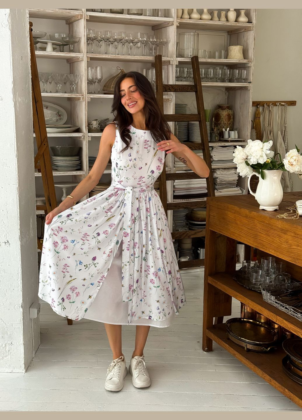 Белое платье пчелка BULAVKA