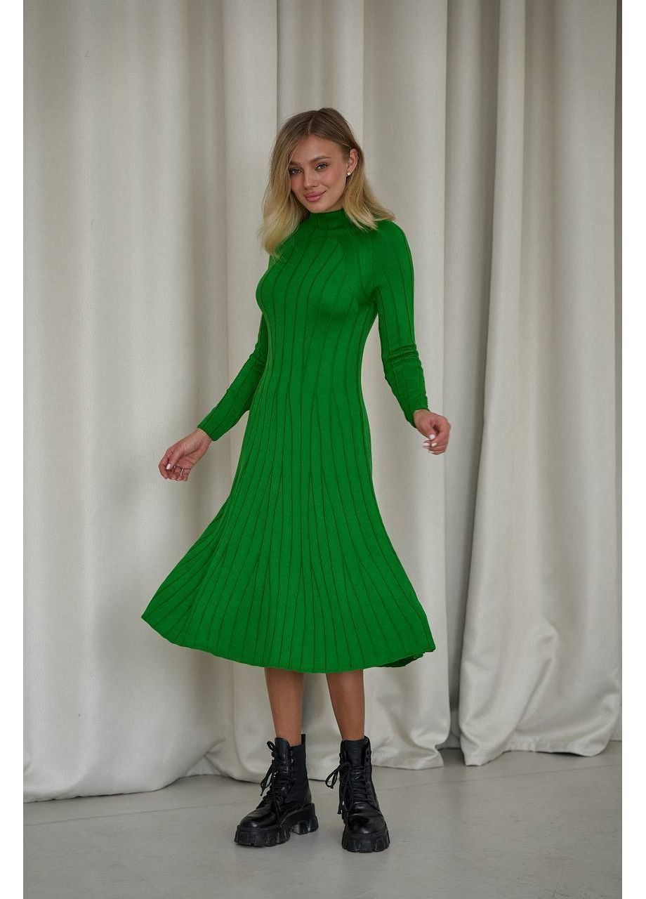 Зеленое повседневный, деловое, кэжуал платье из трикотажа с высоким воротником 💫💫💫 с юбкой-солнце Україна однотонное