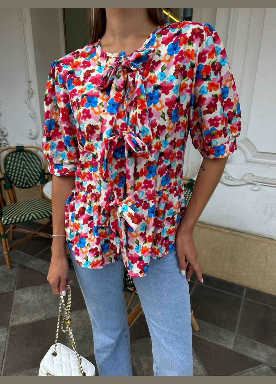 Красная женская блузка в цветочный принт. Adelante