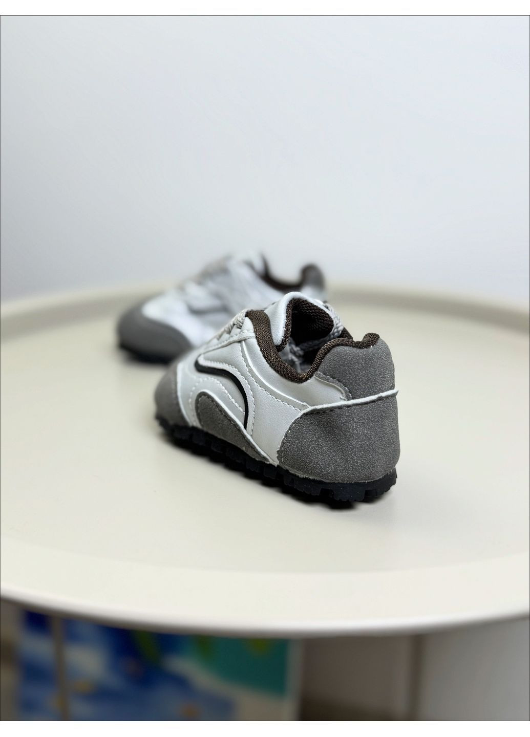 Сірі всесезонні кросівки дитячі сірі 1594 No Brand