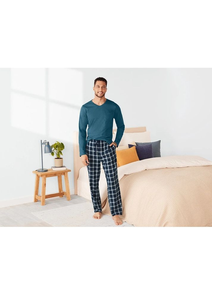 Піжама комплект лонгслів і штани у клітинку для чоловіків1650 Livergy Піжама (304995945)