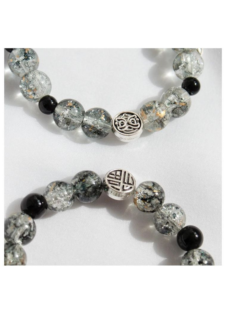 Асимметричный браслет со стеклянными бусинами серый с металлическими листьями альт японский панк унисекс без застежки харадзюку No Brand (369667989)