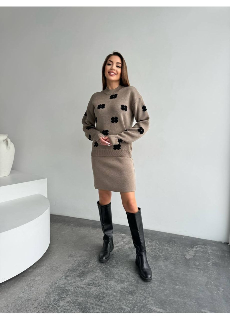 Жіночий в'язаний костюм двійка: светр з принтом та приталена спідниця MonCher (364185218)