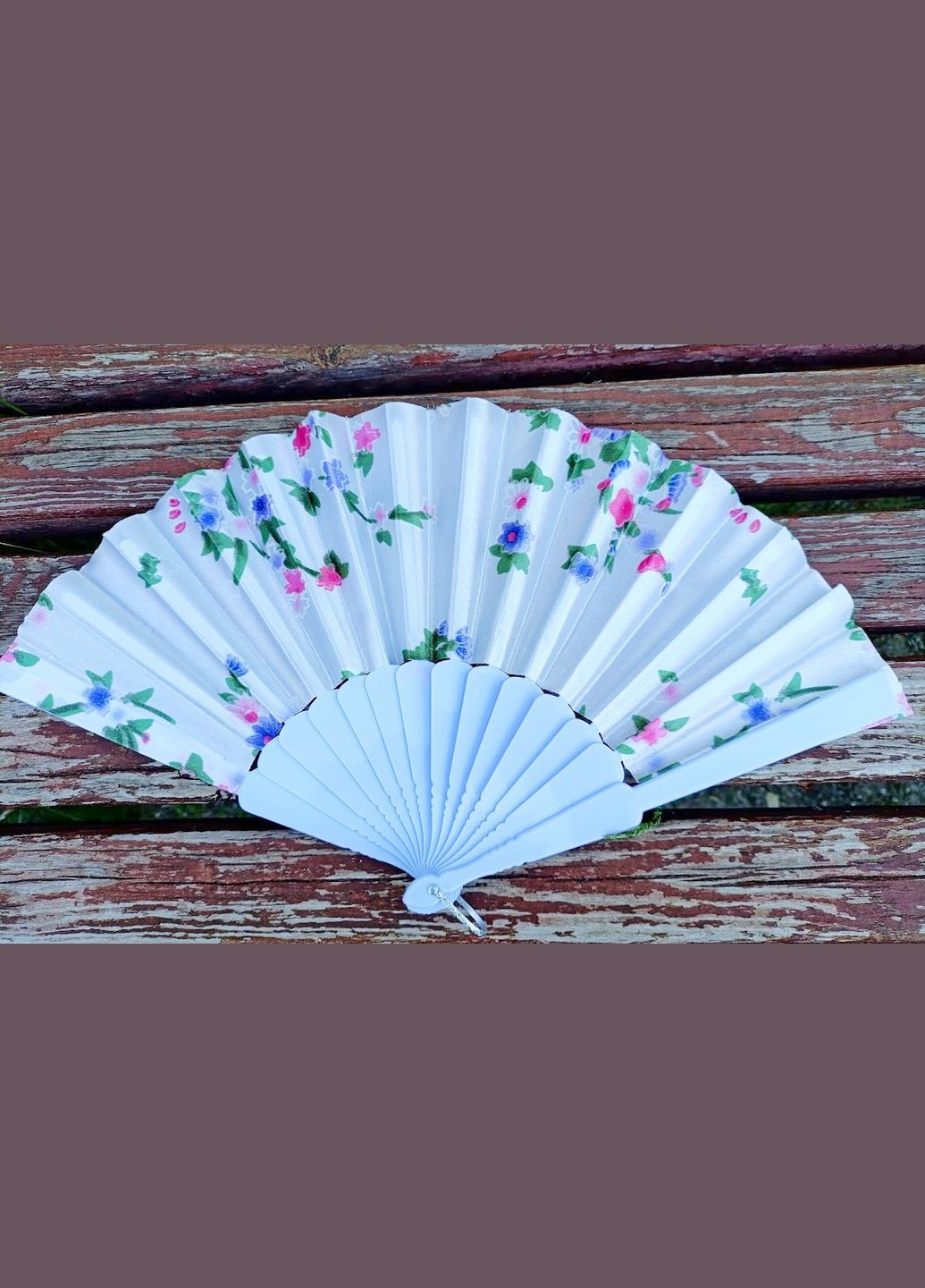 Віяло декоративне тканинне Сакура, 23 см, пластикова ручка No Brand (331154992)