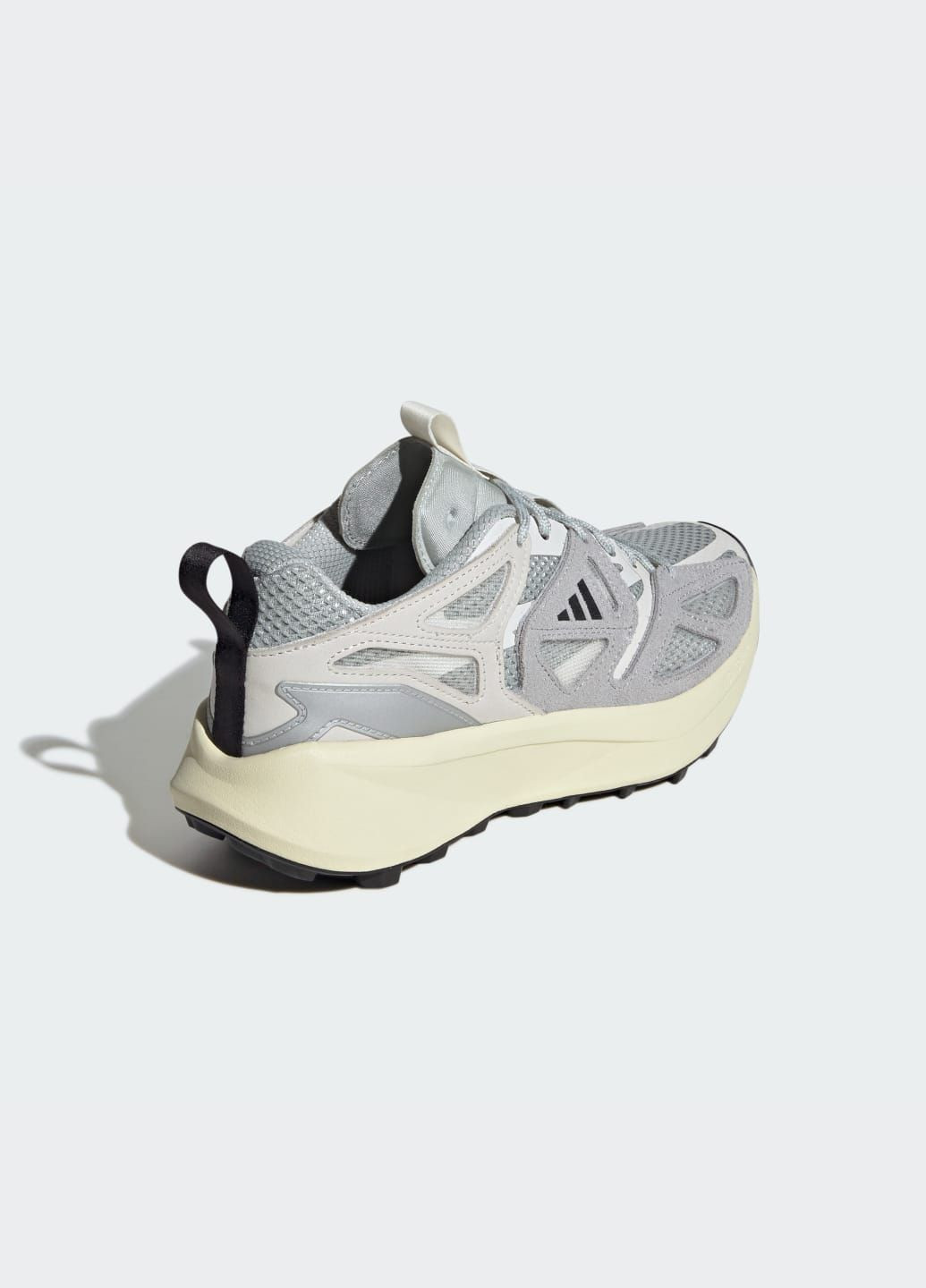 Кроссовки Kantai Trail adidas серые всесезоны (342394641)