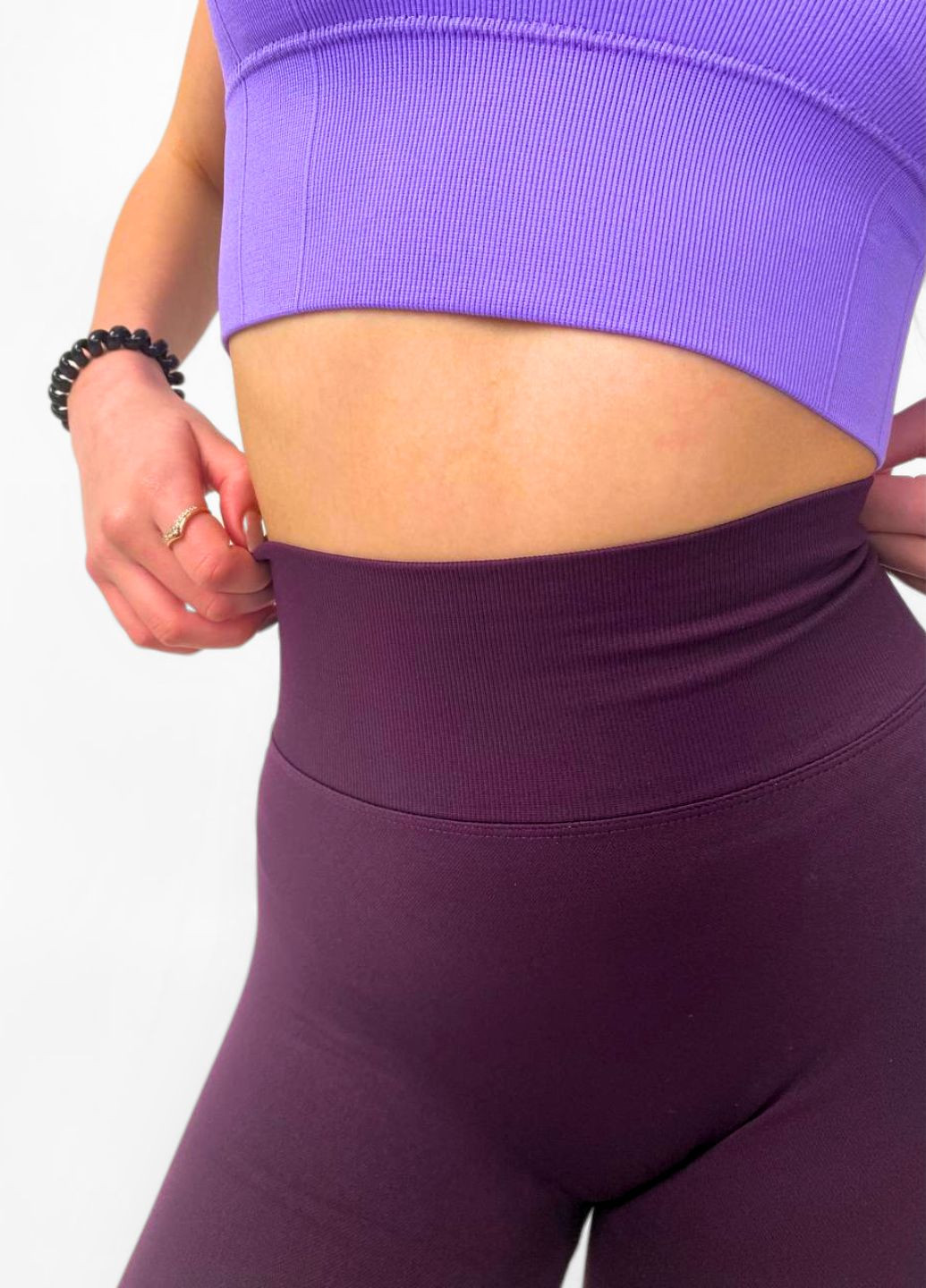 Сливовые демисезонные гладкие леггинсы женские с высокой посадкой фиолетовые (70153) FitFiesta