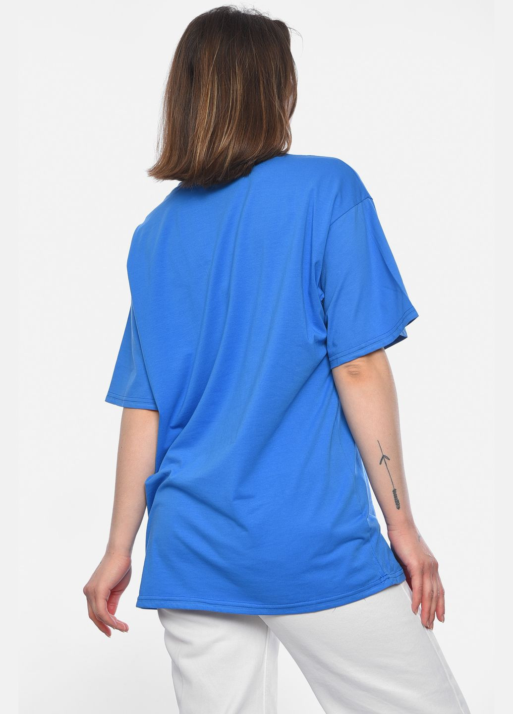 Синяя летняя футболка женская полубатальная синего цвета Let's Shop