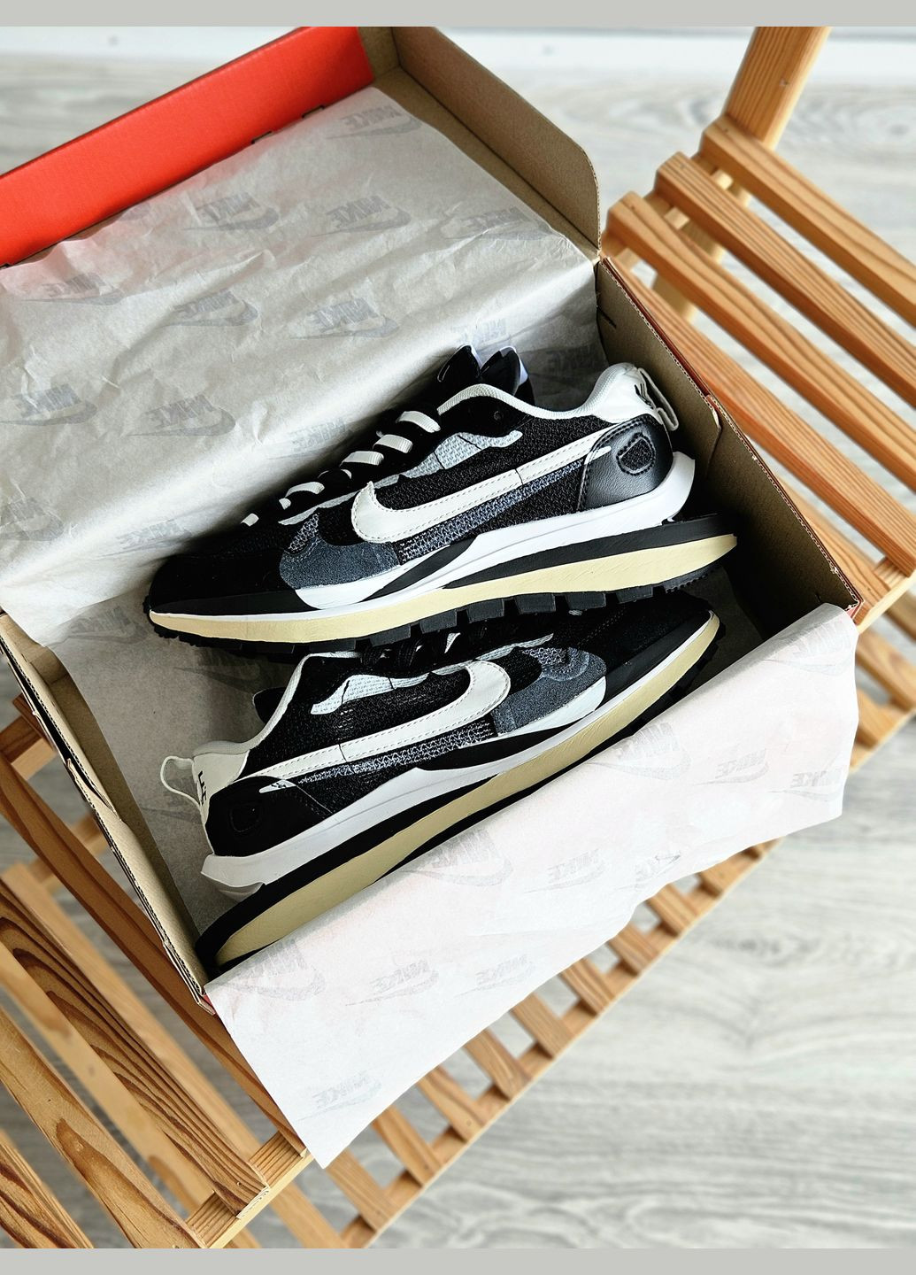 Кросівки жіночі і чоловічі Nike VaporWaffle x Sacai black white | Найк ВапорВаффл Сакаї чорні білі No Brand чорно-білі демісезони (307288646)