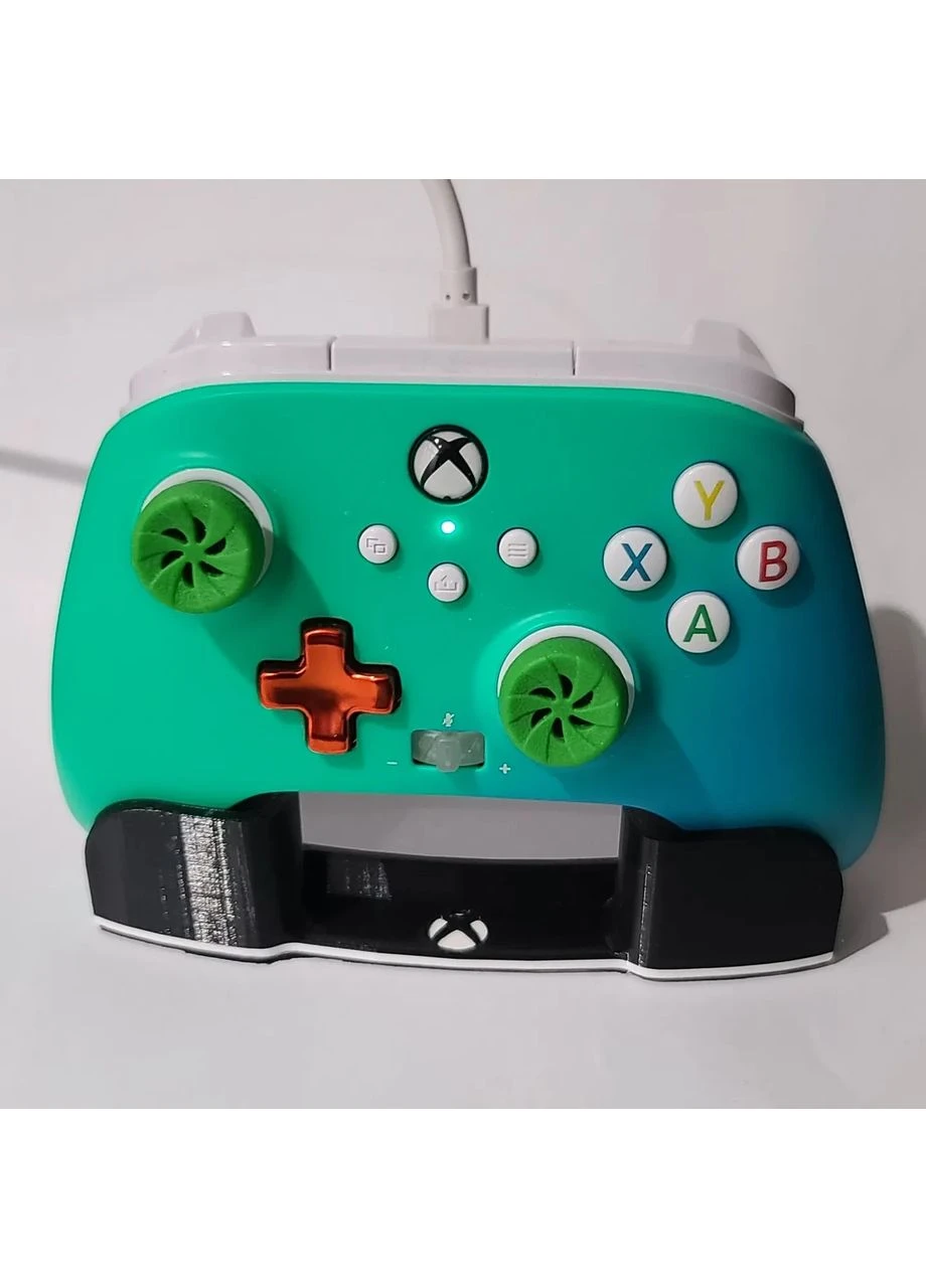Вертикальний тримач для геймпадів Xbox One та Xbox Series No Brand (357435382)