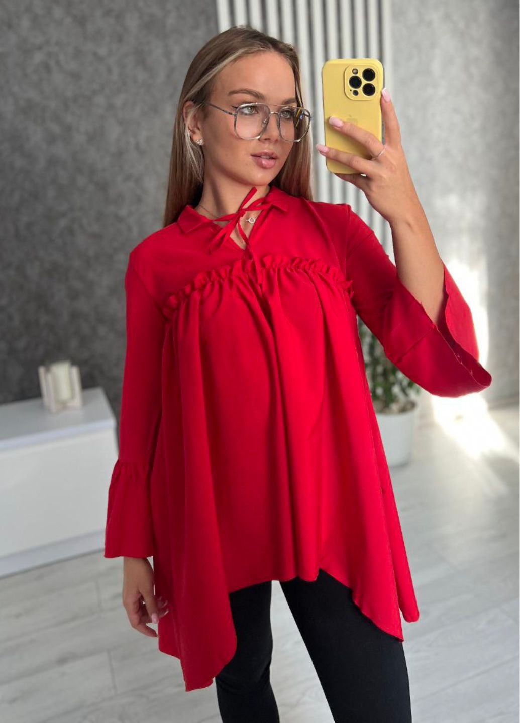 Червона вишукана вільна блузка з відрізним верхом та воланами Tik-Tak