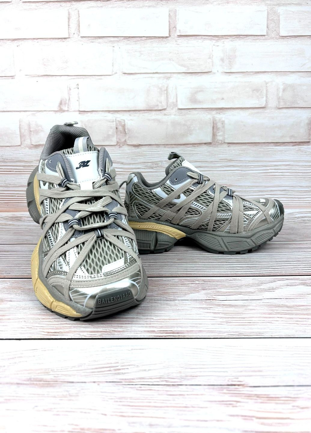 Жіночі кросівки сірі низькі демісезонні кросівки спортивні із текстилю на масивній підошві для прогулянок No Brand сірі демісезони (361970603)