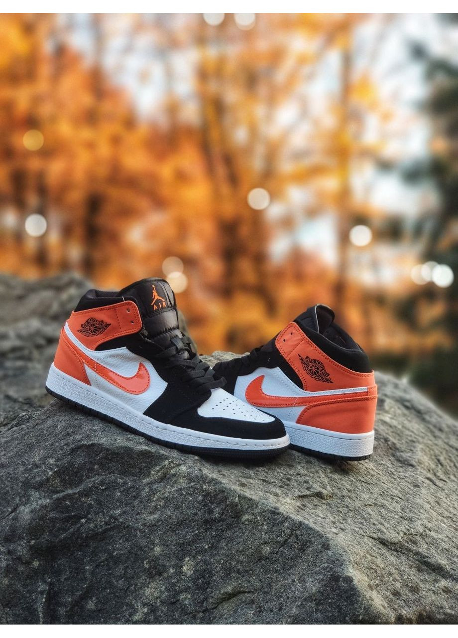 Чорні Осінні кросівки чоловічі nike air jordan 1 white black orange найк аір джордан No Brand