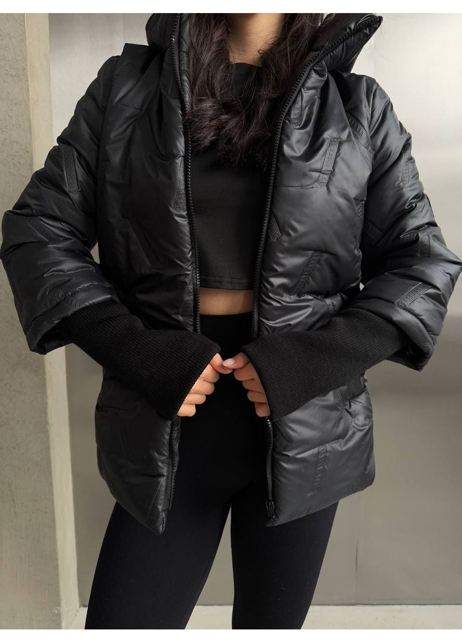 Чорна демісезонна жіноча куртка демісезонна чорна з капюшоном утеплена плащівка для осені та весни New Trend
