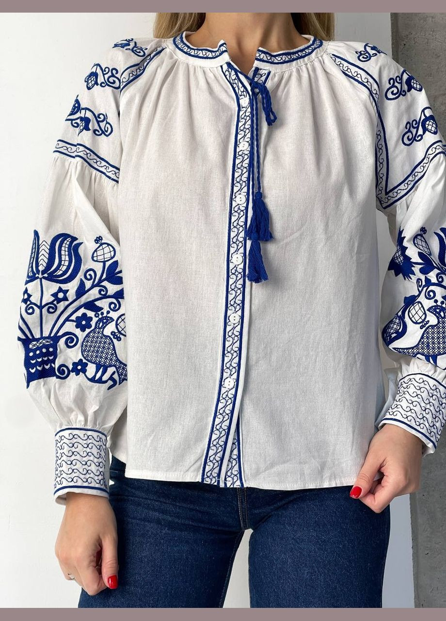 Белая женская вышитая рубашка "защита дерева рода" ESQ хлопок (325655374)